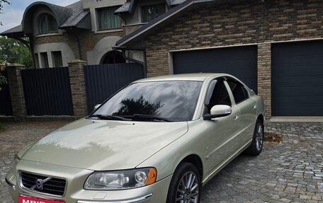 Volvo S60 III, 2005 год, 1 000 000 рублей, 2 фотография