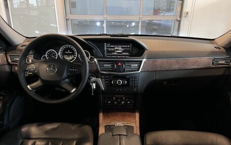 Mercedes-Benz E-Класс, 2011 год, 1 300 000 рублей, 9 фотография