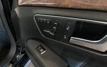 Mercedes-Benz E-Класс, 2011 год, 1 300 000 рублей, 28 фотография