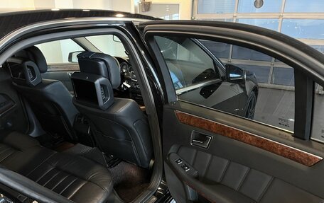 Mercedes-Benz E-Класс, 2011 год, 1 300 000 рублей, 26 фотография
