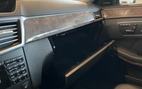 Mercedes-Benz E-Класс, 2011 год, 1 300 000 рублей, 30 фотография