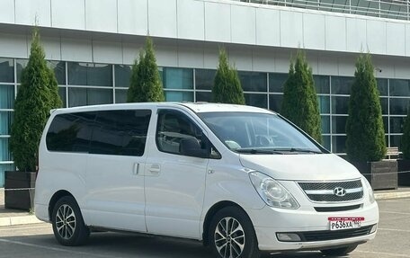 Hyundai Grand Starex Grand Starex I рестайлинг 2, 2012 год, 1 275 000 рублей, 1 фотография