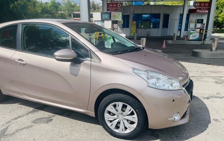 Peugeot 208 II, 2014 год, 629 000 рублей, 12 фотография