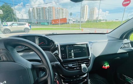Peugeot 208 II, 2014 год, 629 000 рублей, 15 фотография