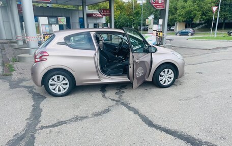 Peugeot 208 II, 2014 год, 629 000 рублей, 25 фотография