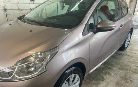 Peugeot 208 II, 2014 год, 629 000 рублей, 28 фотография