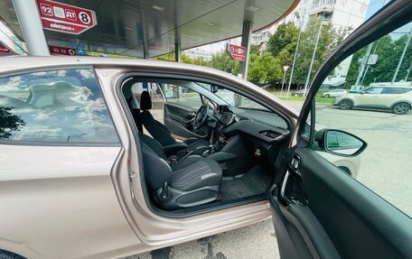 Peugeot 208 II, 2014 год, 629 000 рублей, 20 фотография