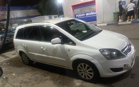 Opel Zafira B, 2012 год, 350 000 рублей, 5 фотография