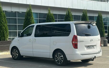 Hyundai Grand Starex Grand Starex I рестайлинг 2, 2012 год, 1 275 000 рублей, 4 фотография