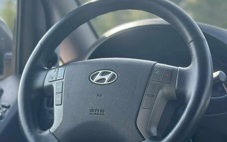 Hyundai Grand Starex Grand Starex I рестайлинг 2, 2012 год, 1 275 000 рублей, 7 фотография