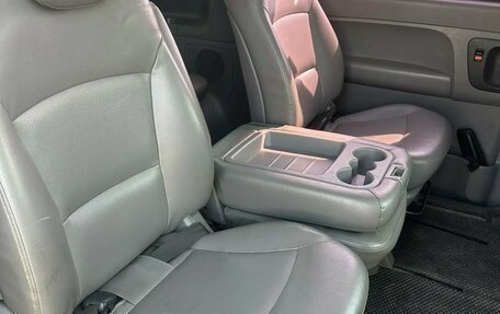 Hyundai Grand Starex Grand Starex I рестайлинг 2, 2012 год, 1 275 000 рублей, 12 фотография