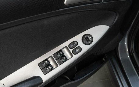Hyundai Solaris II рестайлинг, 2015 год, 850 000 рублей, 12 фотография