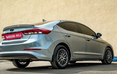 Hyundai Elantra VI рестайлинг, 2018 год, 1 450 000 рублей, 8 фотография