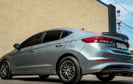 Hyundai Elantra VI рестайлинг, 2018 год, 1 450 000 рублей, 10 фотография