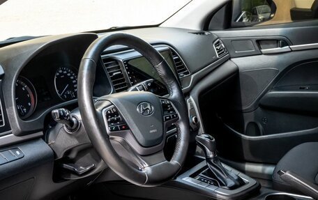 Hyundai Elantra VI рестайлинг, 2018 год, 1 450 000 рублей, 15 фотография