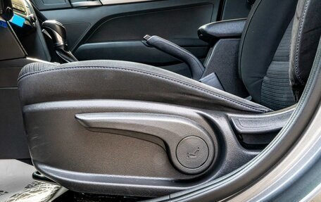 Hyundai Elantra VI рестайлинг, 2018 год, 1 450 000 рублей, 22 фотография