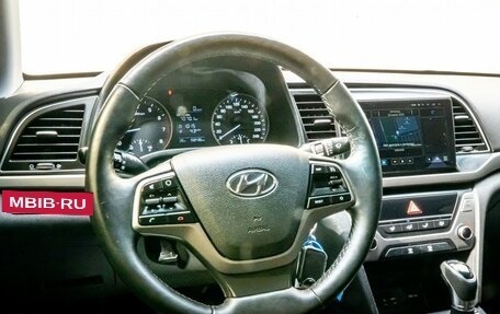 Hyundai Elantra VI рестайлинг, 2018 год, 1 450 000 рублей, 14 фотография