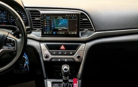 Hyundai Elantra VI рестайлинг, 2018 год, 1 450 000 рублей, 13 фотография