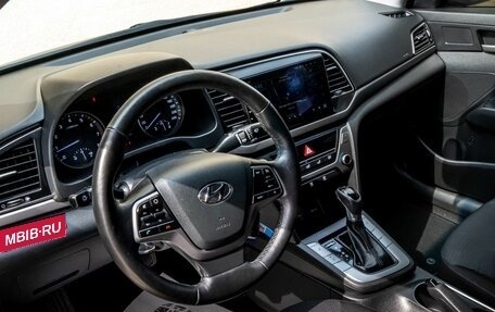 Hyundai Elantra VI рестайлинг, 2018 год, 1 450 000 рублей, 12 фотография
