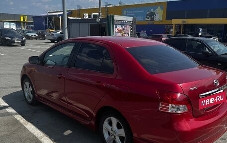 Toyota Yaris III рестайлинг, 2009 год, 650 000 рублей, 4 фотография