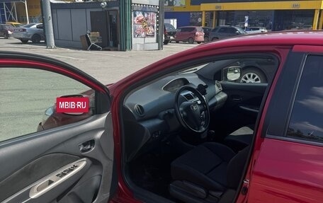Toyota Yaris III рестайлинг, 2009 год, 650 000 рублей, 6 фотография