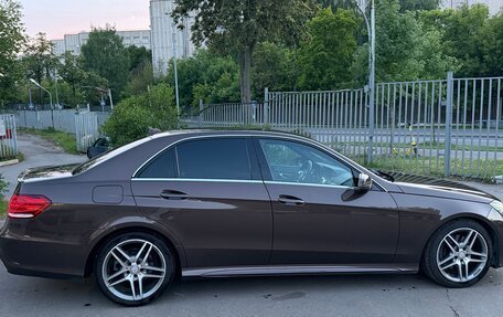 Mercedes-Benz E-Класс, 2015 год, 1 990 000 рублей, 6 фотография