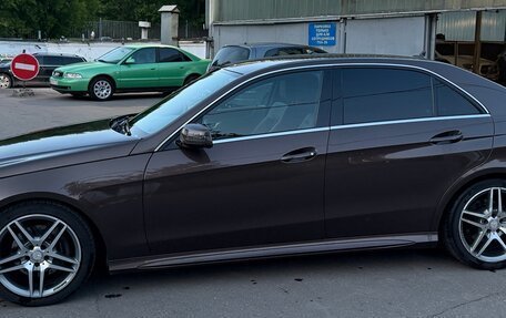 Mercedes-Benz E-Класс, 2015 год, 1 990 000 рублей, 7 фотография