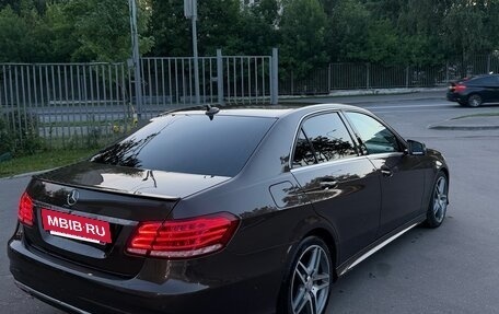 Mercedes-Benz E-Класс, 2015 год, 1 990 000 рублей, 5 фотография