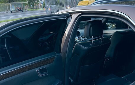 Mercedes-Benz E-Класс, 2015 год, 1 990 000 рублей, 9 фотография