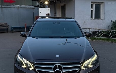Mercedes-Benz E-Класс, 2015 год, 1 990 000 рублей, 3 фотография