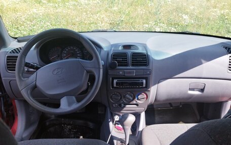 Hyundai Accent II, 2004 год, 325 000 рублей, 17 фотография