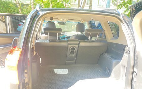Toyota RAV4, 2010 год, 1 300 000 рублей, 26 фотография