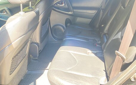 Toyota RAV4, 2010 год, 1 300 000 рублей, 29 фотография