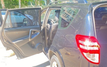 Toyota RAV4, 2010 год, 1 300 000 рублей, 24 фотография