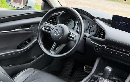 Mazda 3, 2021 год, 1 750 000 рублей, 19 фотография
