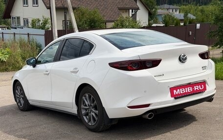 Mazda 3, 2021 год, 1 750 000 рублей, 5 фотография