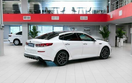 KIA Optima IV, 2019 год, 1 790 000 рублей, 2 фотография