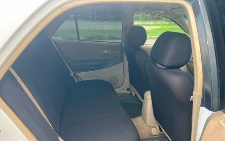 Mazda Familia, 2001 год, 499 999 рублей, 13 фотография