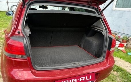 Volkswagen Golf VI, 2010 год, 800 000 рублей, 6 фотография