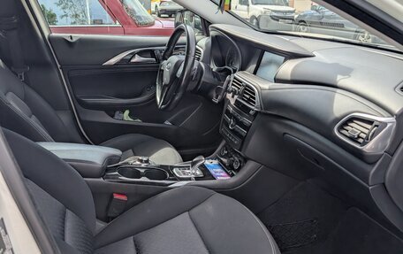 Infiniti Q30, 2017 год, 1 850 000 рублей, 6 фотография