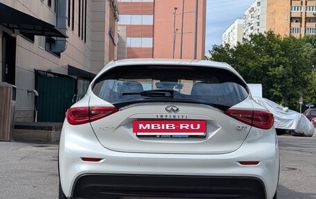 Infiniti Q30, 2017 год, 1 850 000 рублей, 4 фотография