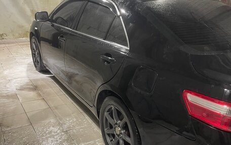 Toyota Camry, 2008 год, 750 000 рублей, 5 фотография