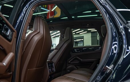 Porsche Cayenne III, 2021 год, 13 000 000 рублей, 33 фотография