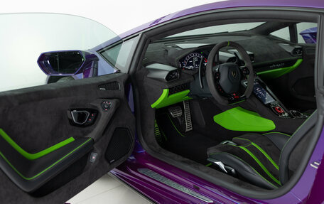 Lamborghini Huracán, 2023 год, 34 500 000 рублей, 7 фотография
