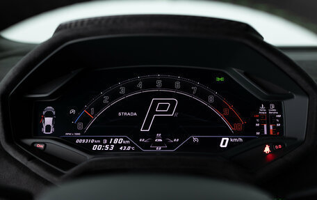 Lamborghini Huracán, 2023 год, 34 500 000 рублей, 17 фотография