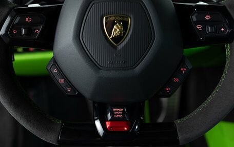 Lamborghini Huracán, 2023 год, 34 500 000 рублей, 18 фотография