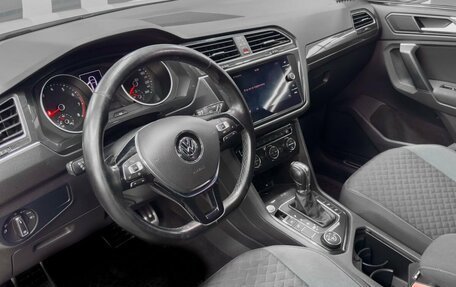 Volkswagen Tiguan II, 2019 год, 2 749 900 рублей, 7 фотография