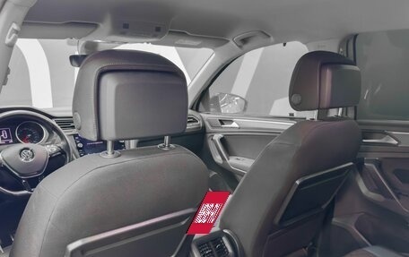 Volkswagen Tiguan II, 2019 год, 2 749 900 рублей, 18 фотография