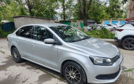 Volkswagen Polo VI (EU Market), 2011 год, 870 000 рублей, 1 фотография