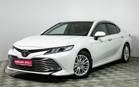 Toyota Camry, 2018 год, 2 749 000 рублей, 1 фотография